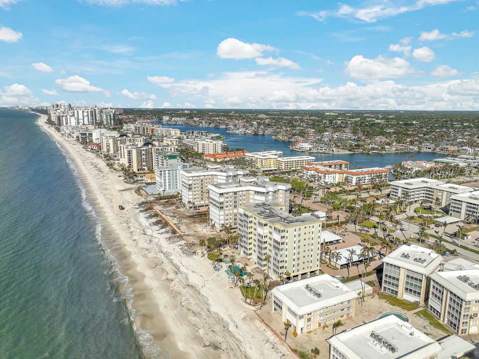 2885 Gulf Shore Blvd N  #803, Naples, FL 34103