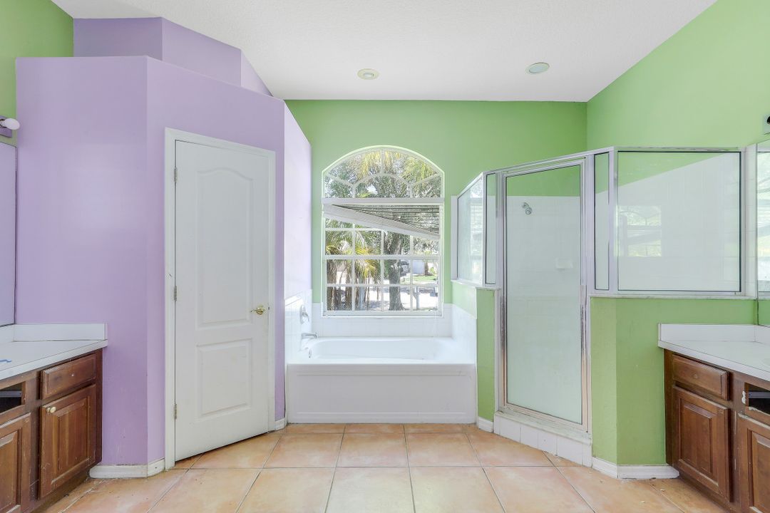 9204 Grand Palm Ct, Riverview, FL 33578