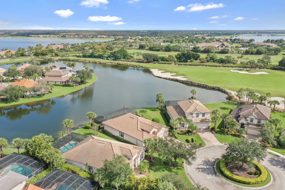 9167 Shale Ct, Naples, FL 34120