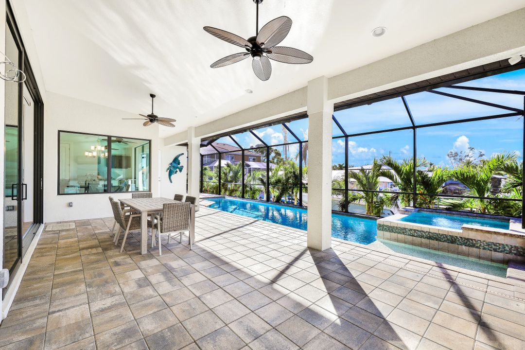 5828 SW 1st Ave, Cape Coral, FL 33914