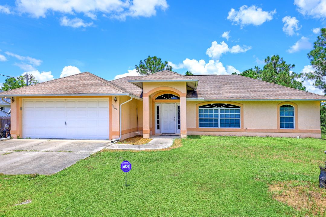 3265 58th Ave NE, Naples, FL 34120