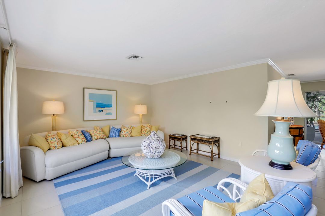 5165 Starfish Ave, Naples, FL 34103