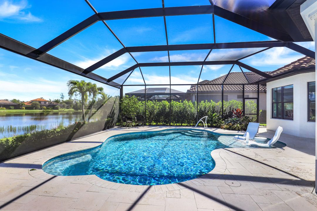 9155 Trivoli Ter, Naples, FL 34119