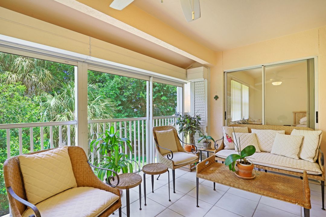 680 Woodshire Ln #H 4, Naples, FL 34105