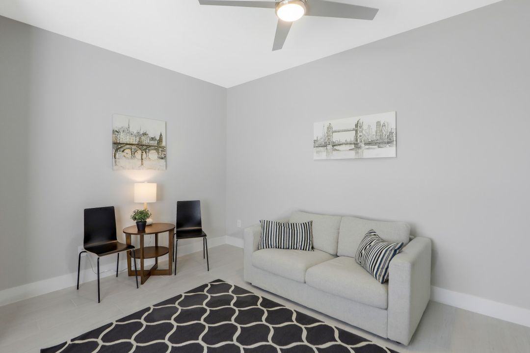 307 Gleason Pkwy, Cape Coral, FL 33914