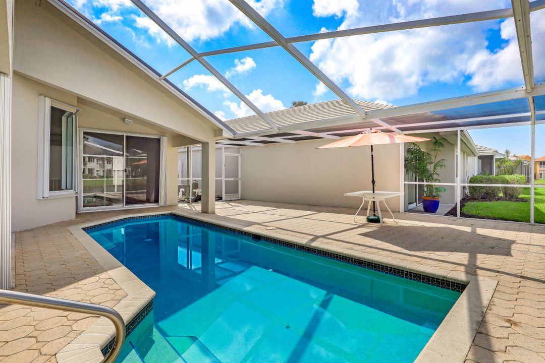 14832 Paradigm Ct, Fort Myers, FL 33919