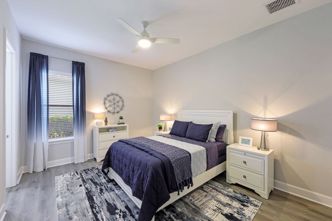 9243 Rialto Ln, Naples, FL 34119