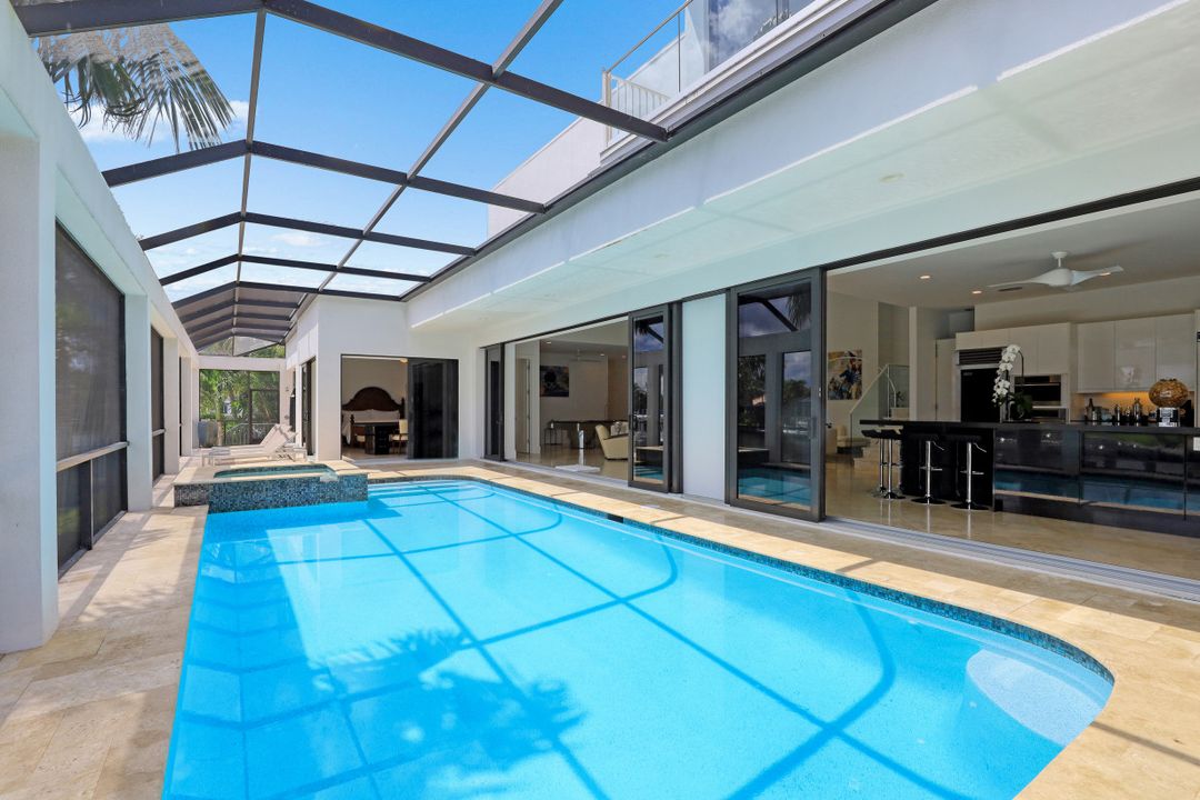 480 Parkhouse Ct, Marco Island, FL 34145