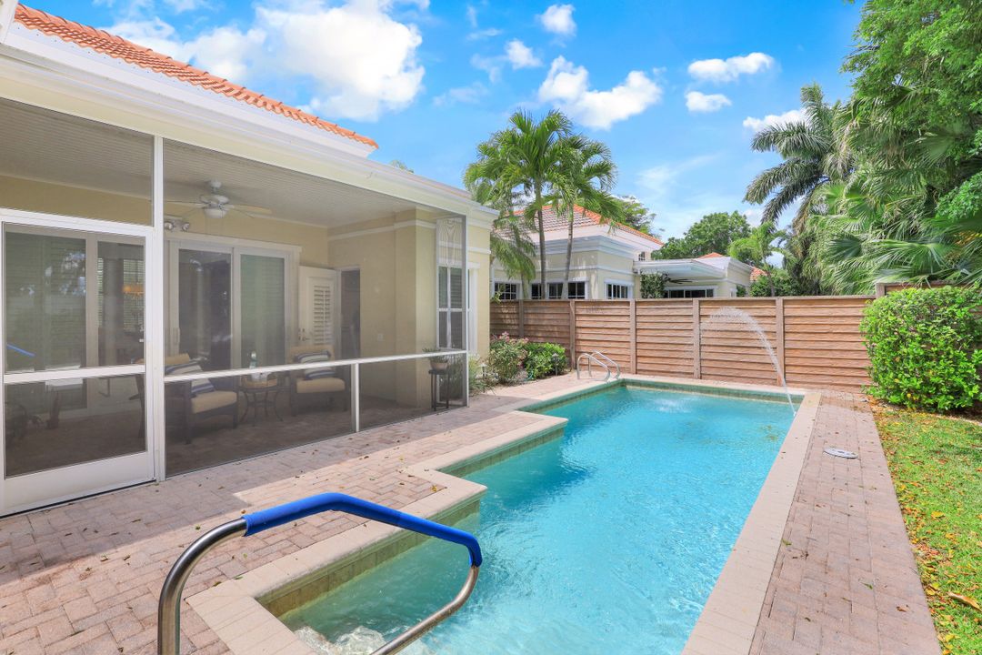 3726 Rachel Ln, Naples, FL 34103