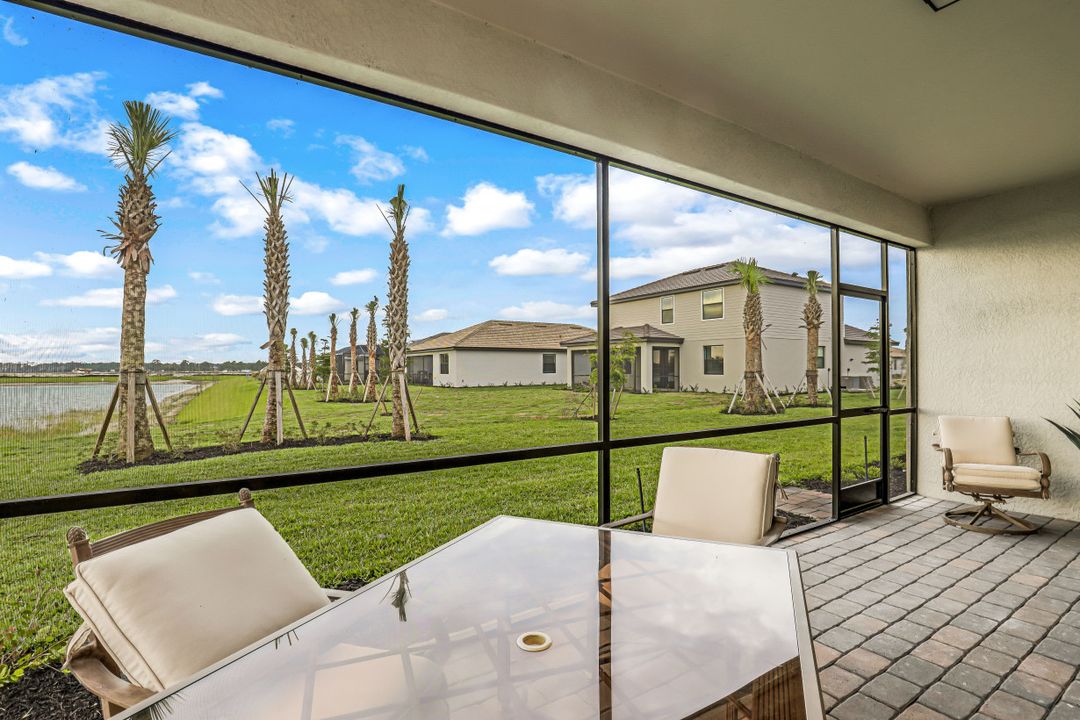 18315 Ridgeline Dr, Estero, FL 33928