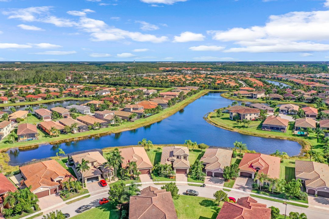 11520 Stonecreek Cir, Fort Myers, FL 33913