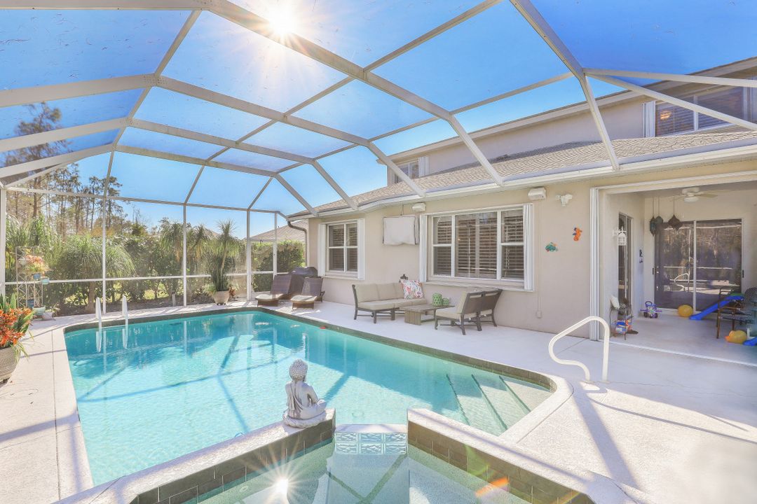 11588 Aron Ct, Estero, FL 33928