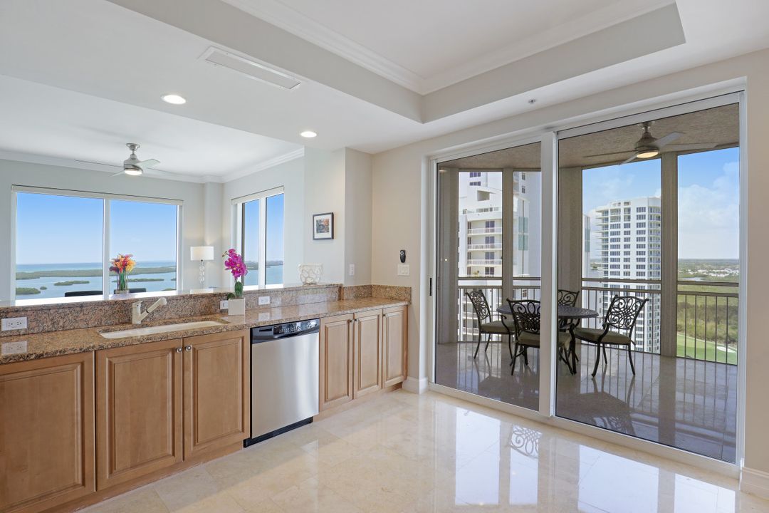 4951 Bonita Bay Blvd #2205, Bonita Springs, FL 34134