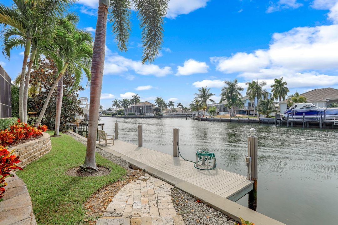 268 Edgewater Ct, Marco Island, FL 34145