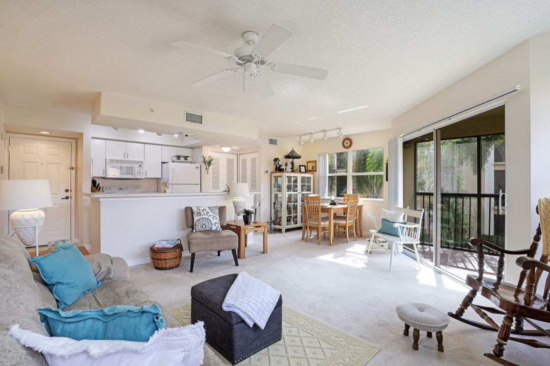 8920 Colonnades Ct E, Bonita Springs, FL 34135