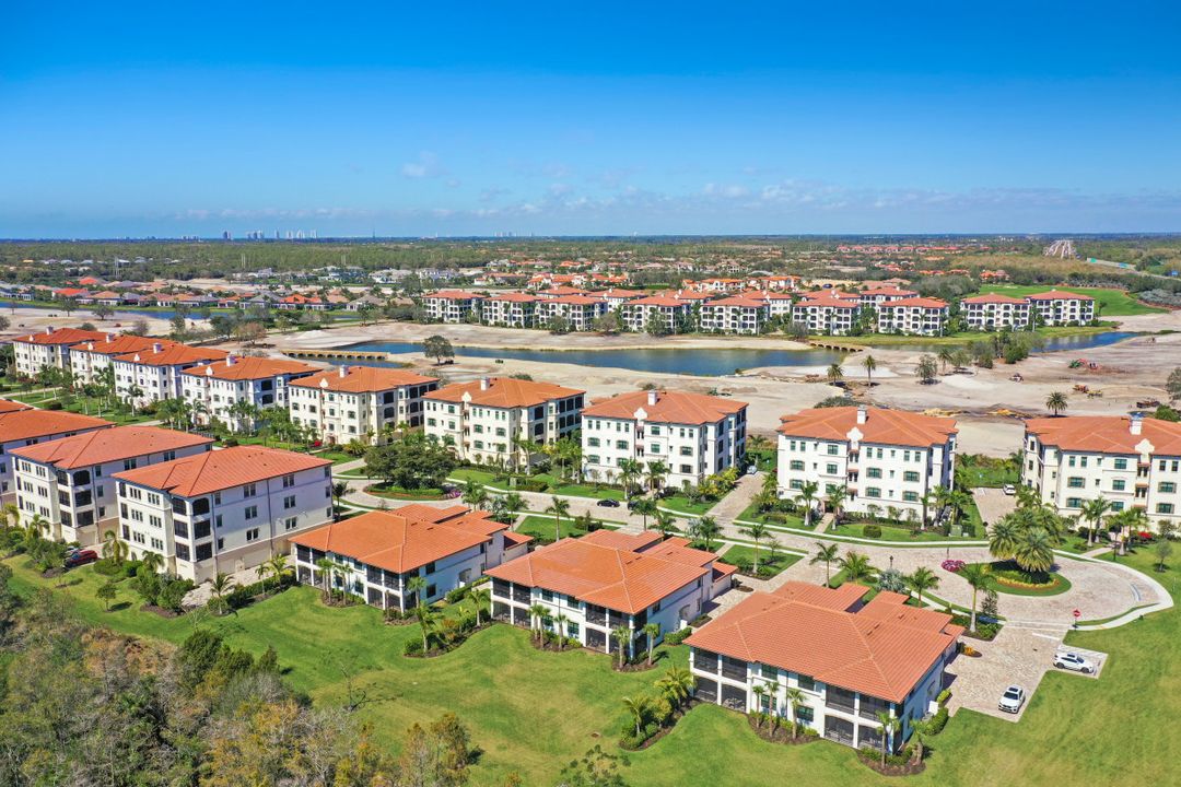 16352 Viansa Wy #201, Naples, FL 34110