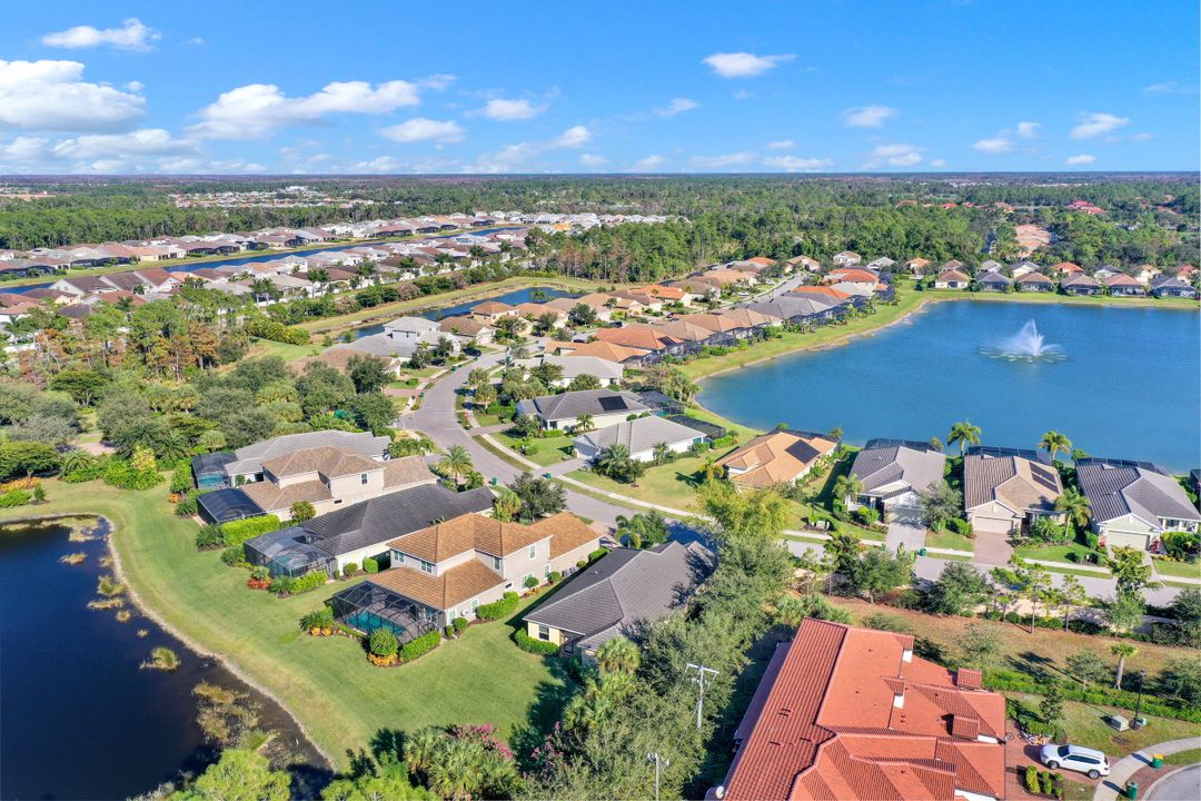 3771 Canopy Cir, Naples, FL 34120