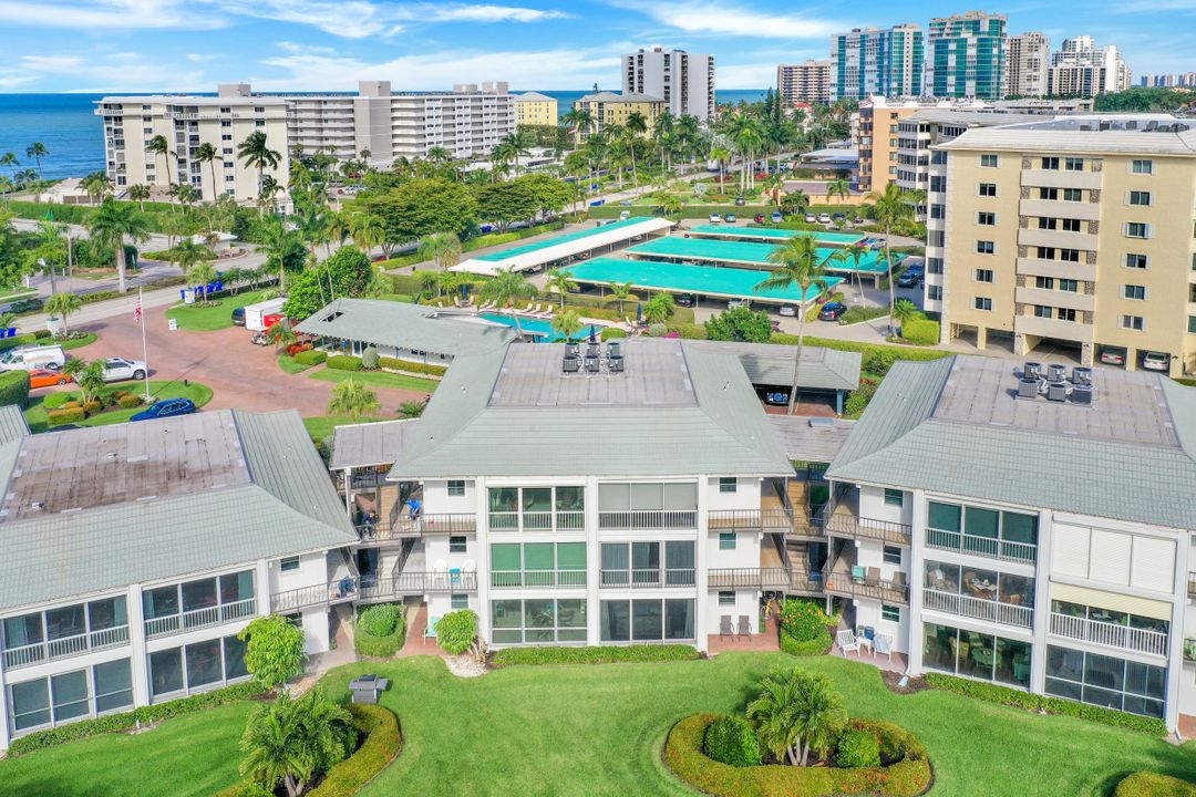 3400 Gulf Shore Blvd N #B-2, Naples, FL 34103