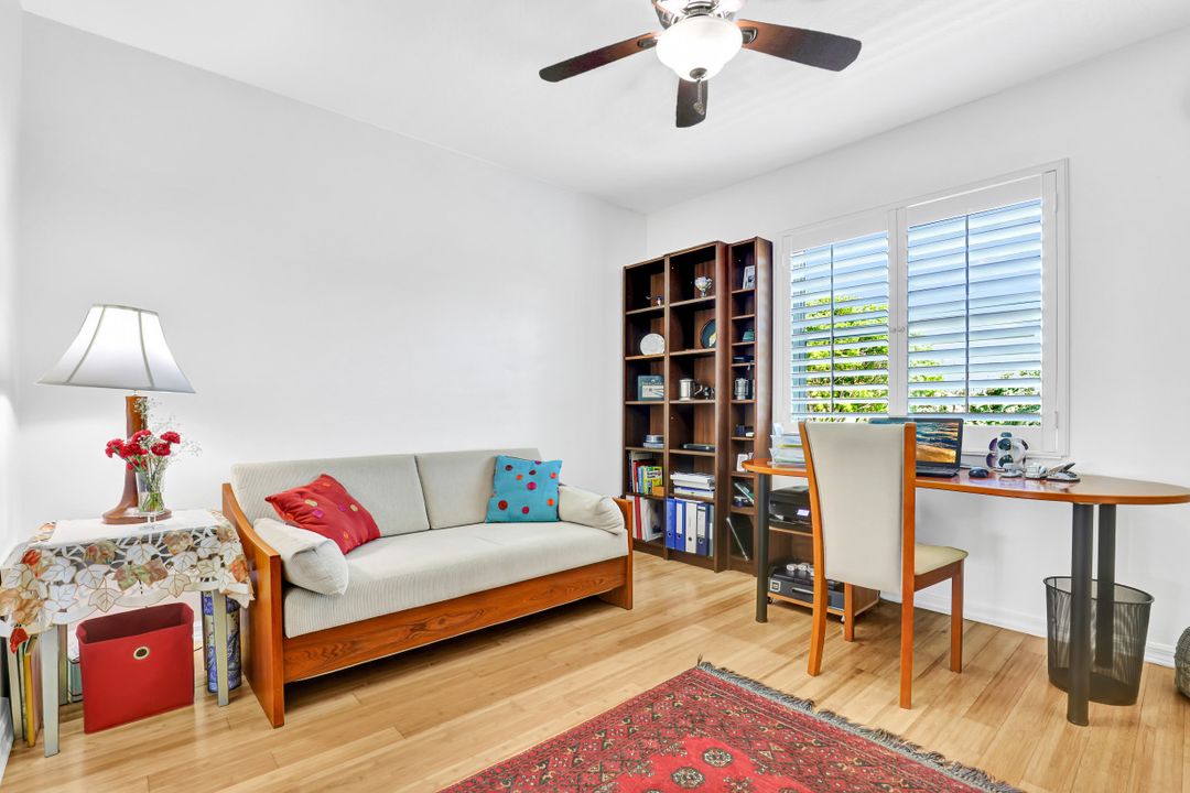 6940 Huntington Lakes Cir #202, Naples, FL 34119