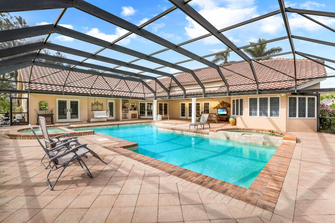 4224 Snowberry Ln, Naples, FL 34119