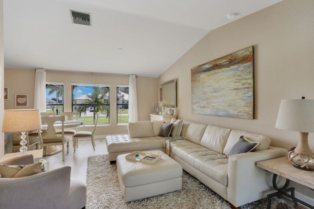 1001 SW 23rd St, Cape Coral, FL 33991