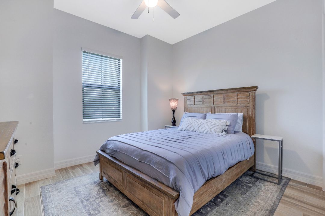 28081 Foxrock Ct, Bonita Springs, FL 34135