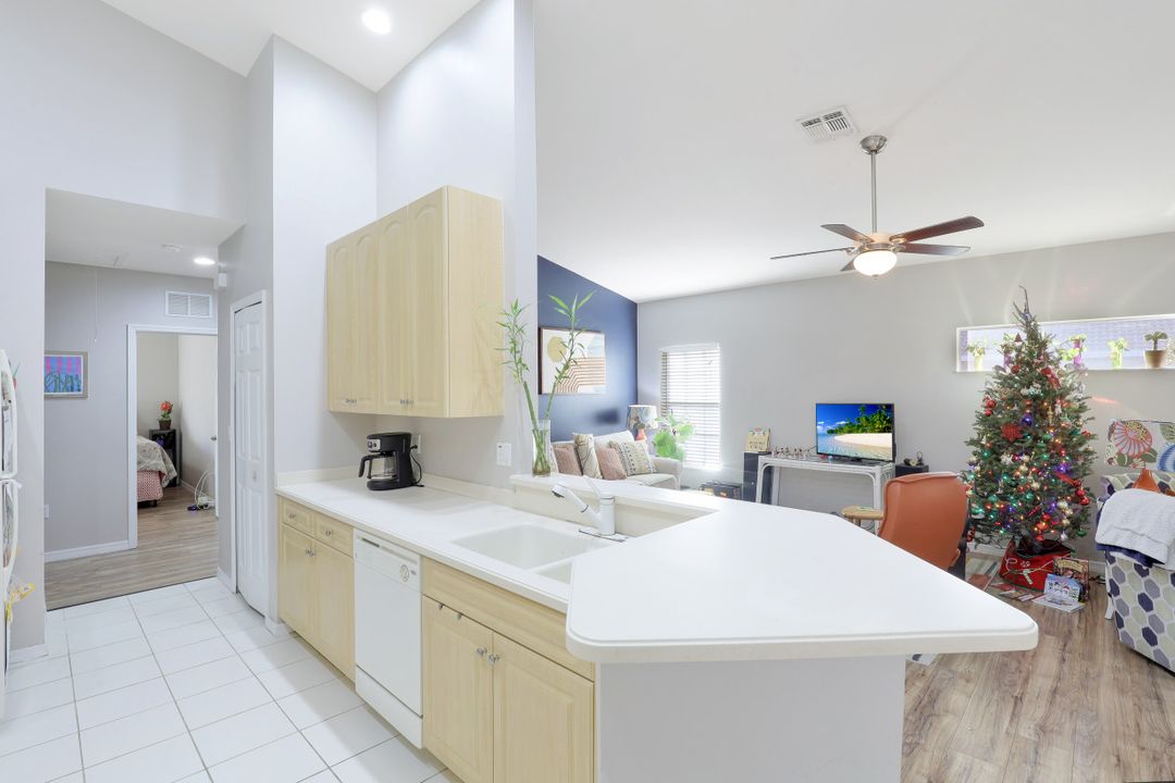 5350 Park Rd #3, Fort Myers, FL 33908