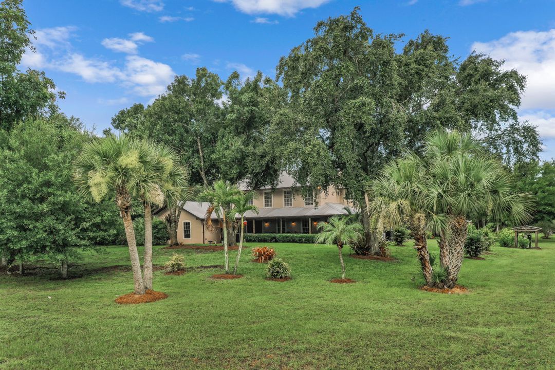 19930 Burgundy Farms Rd, Estero, FL 33928