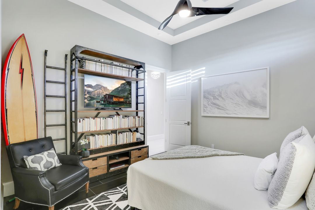 16428 Talis Park Dr, Naples, FL 34110