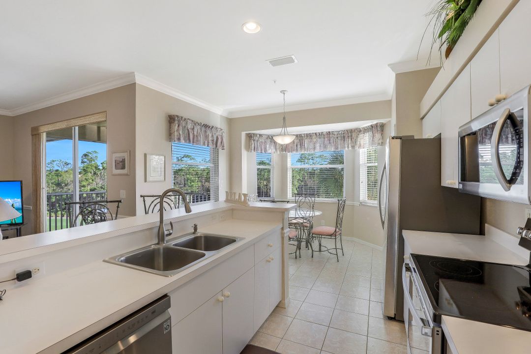 8680 Cedar Hammock Cir #1402, Naples, FL 34112
