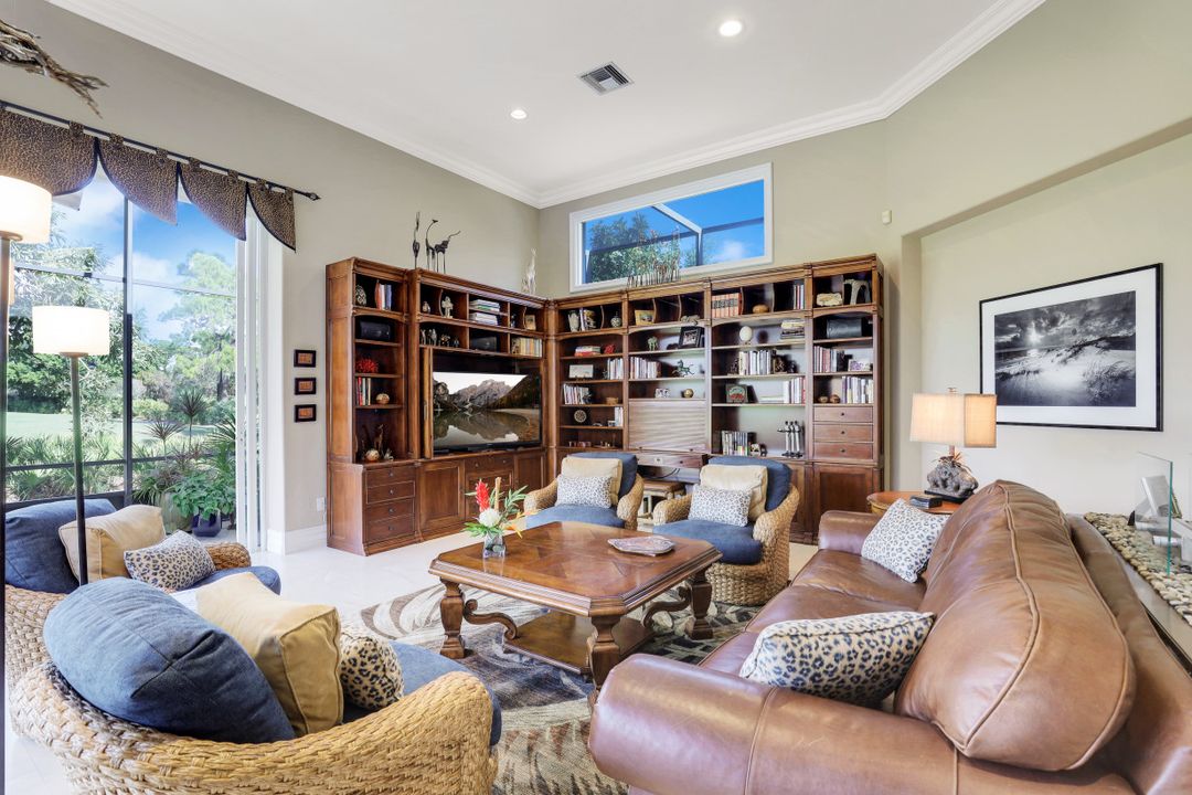 12570 Collier's Reserve Dr, Naples, FL 34110