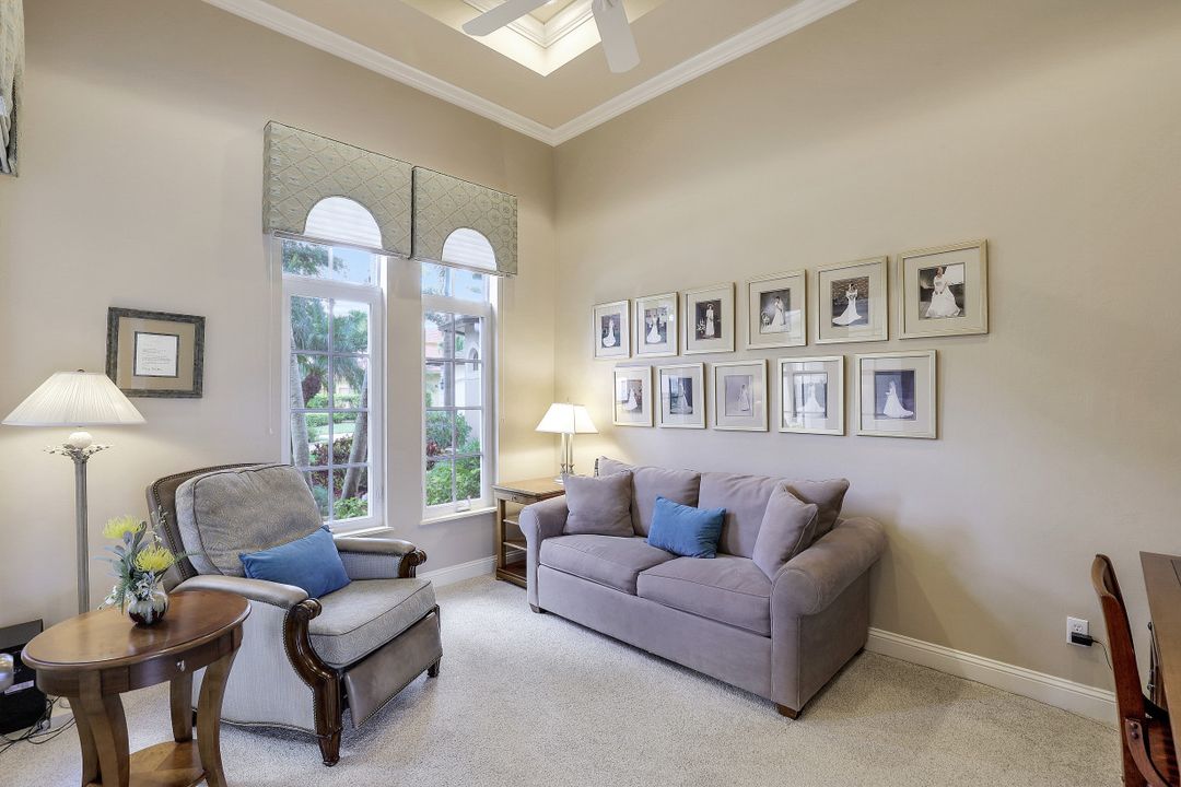 1761 Supreme Ct, Naples, FL 34110