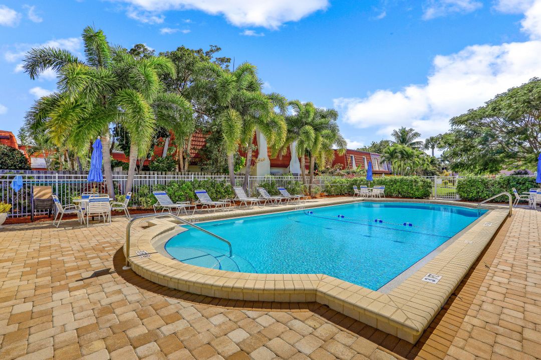 10931 Meadow Lark Cove Dr, Fort Myers, FL 33908