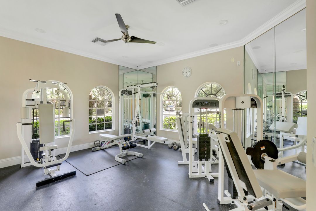 3738 Recreation Ln, Naples, FL 34116