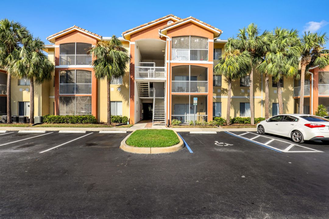 6321 Aragon Way #306, Fort Myers, FL 33966