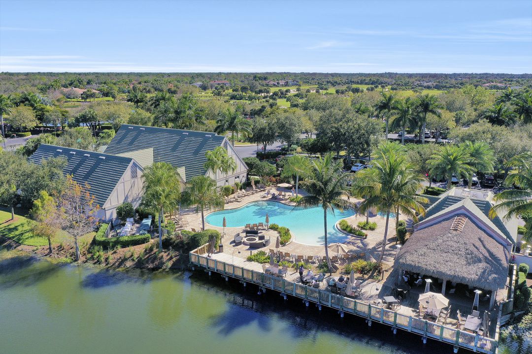 11429 Golden Eagle Ct, Naples, FL 34120