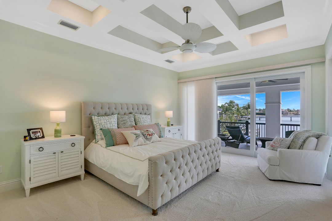 871 W Copeland Dr, Marco Island, FL 34145