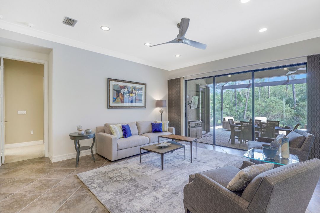 3367 Pacific Dr, Naples, FL 34119