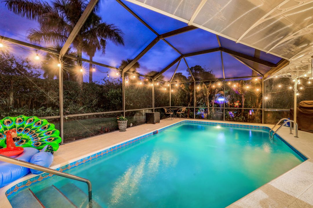 4459 Parrot Ave, Naples, FL 34104