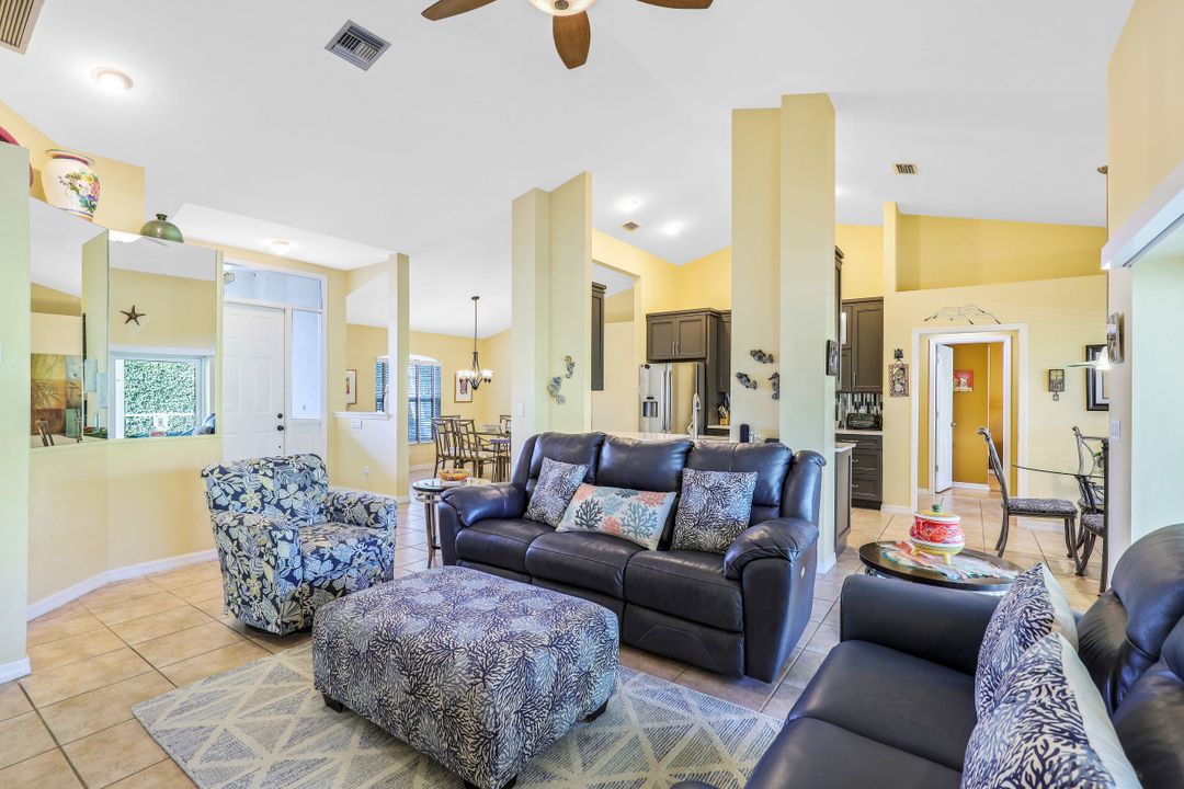 841 Seagrape Dr, Marco Island, FL 34145