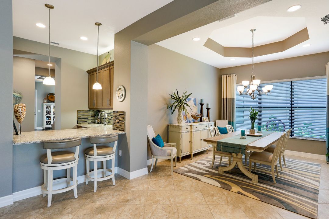 2958 Cinnamon Bay Cir, Naples, FL 34119