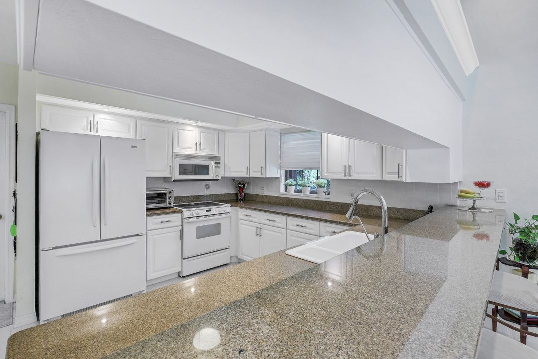 27527 Baretta Dr, Bonita Springs, FL 34135