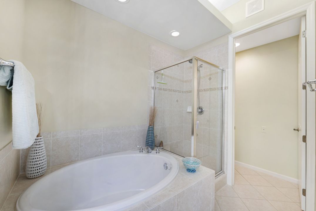 14565 Red Fox Run #611, Naples, FL 34110