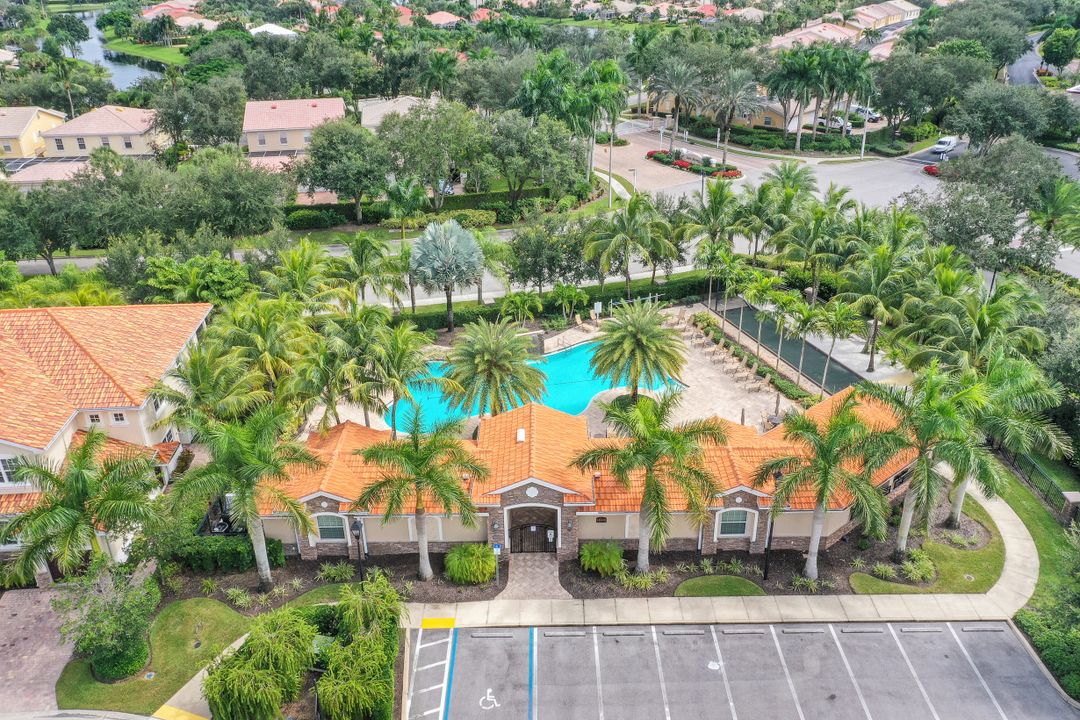 28071 Sosta Ln #1, Bonita Springs, FL 34135