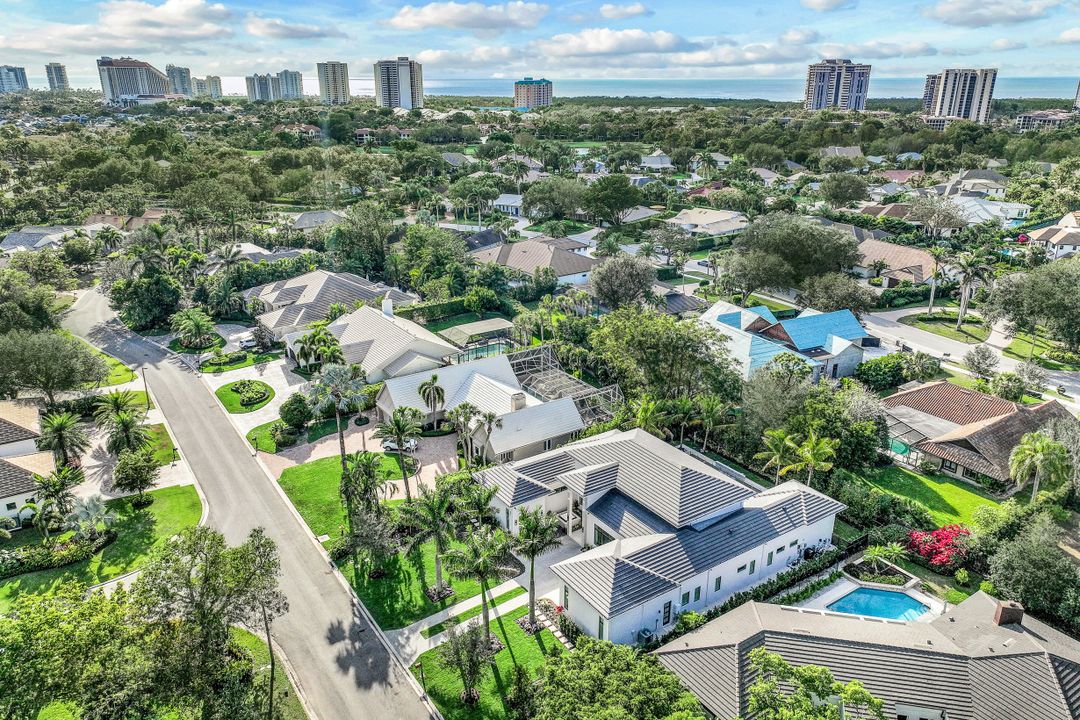 817 Buttonbush Ln, Naples, FL 34108