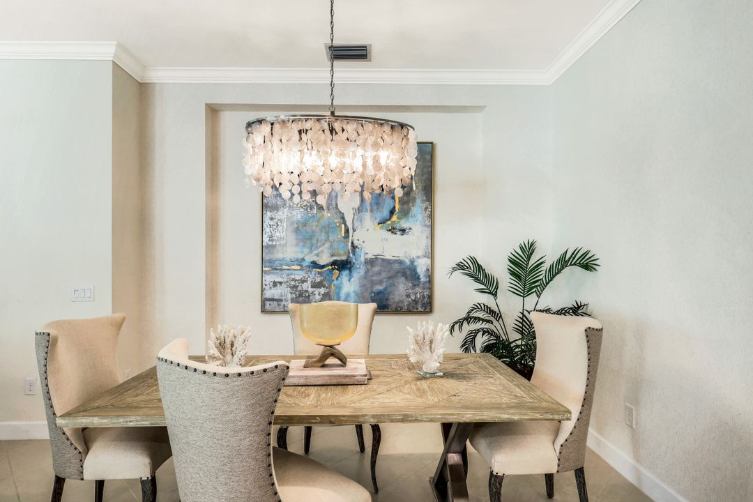 9345 Isla Bella Cir, Bonita Springs, FL 34135