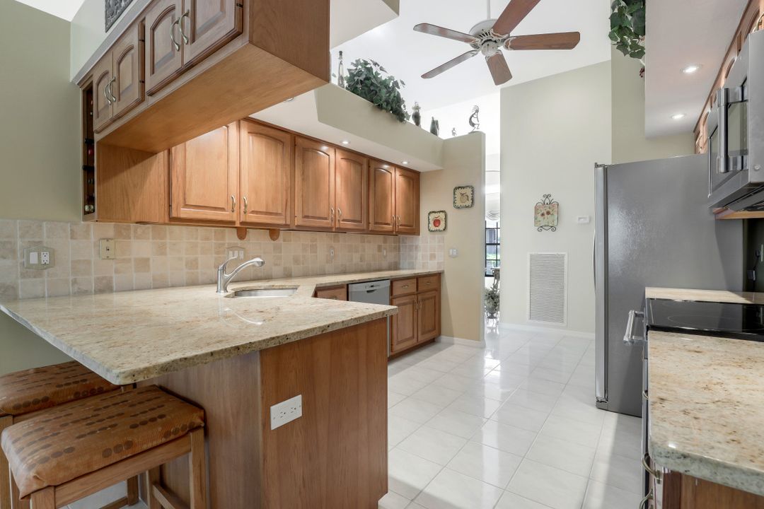 12790 Hunters Ridge Dr, Bonita Springs, FL 34135