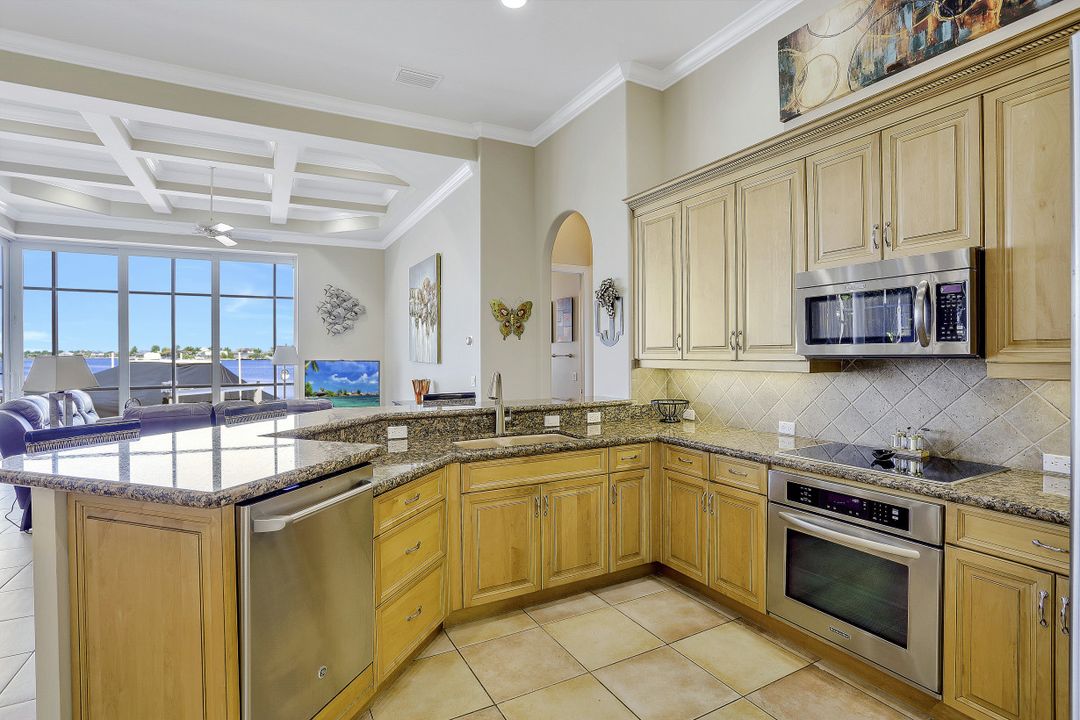1056 Fieldstone Dr, Marco Island, FL 34145