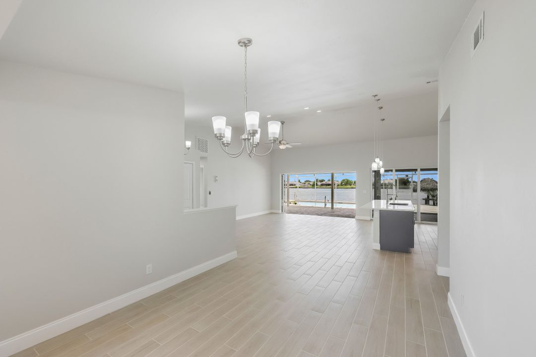 1014 Hancock Bridge Pkwy, Cape Coral, FL 33990