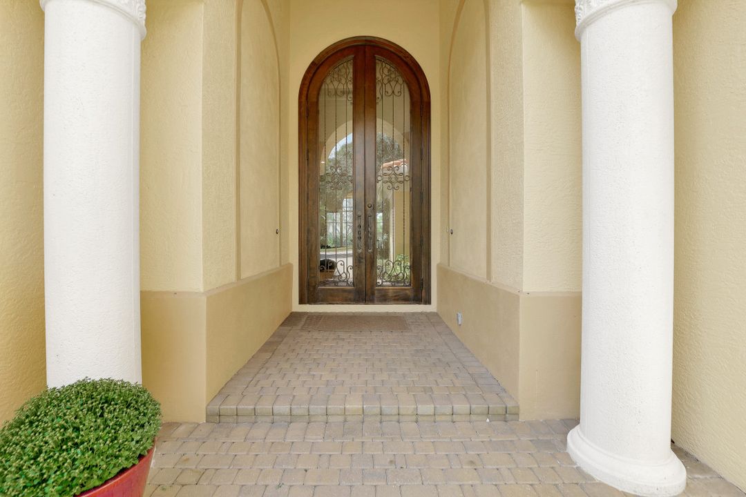 23881 Addison Pl Ct, Bonita Springs, FL 34134